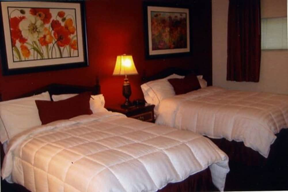 Suite, 1 Bedroom - Photo 3