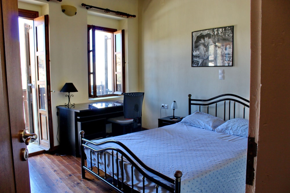 Panoramic Villa, 2 Bedrooms, Non Smoking, Oceanfront (Mountain View, Monastery View) photo 1
