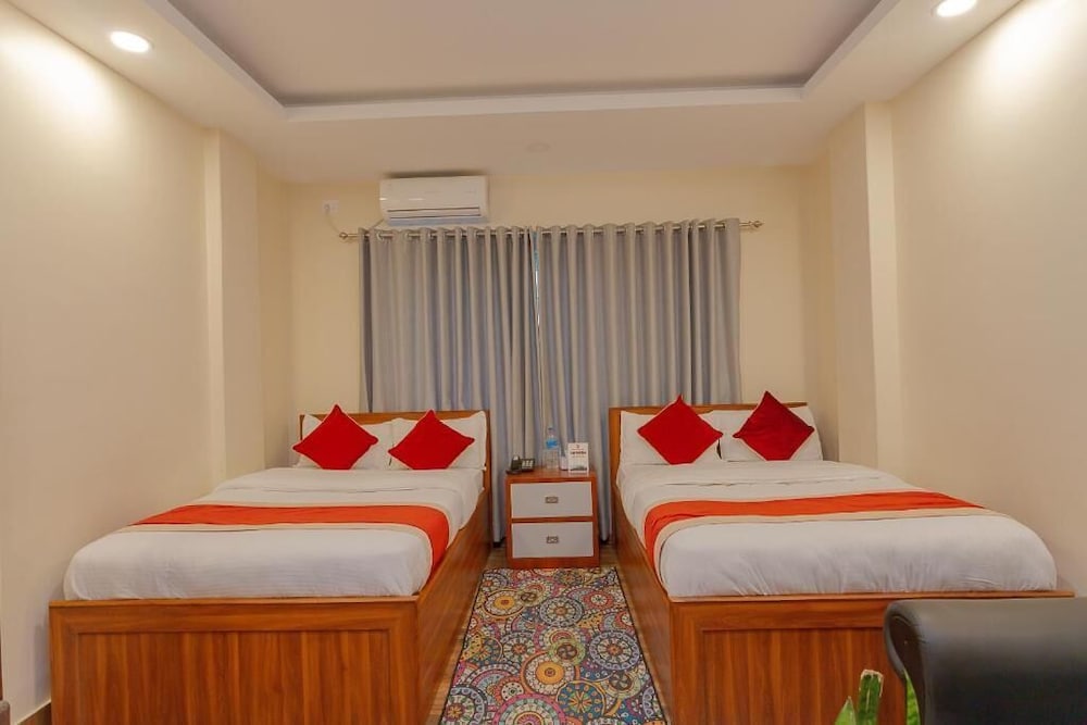 Superior Twin Room - Photo 4