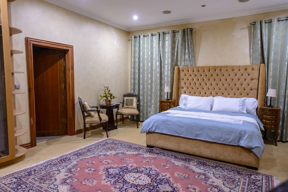 Suite (Nandi)