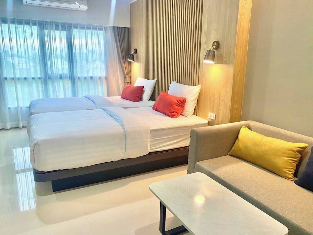 Deluxe Twin Room - Photo 7