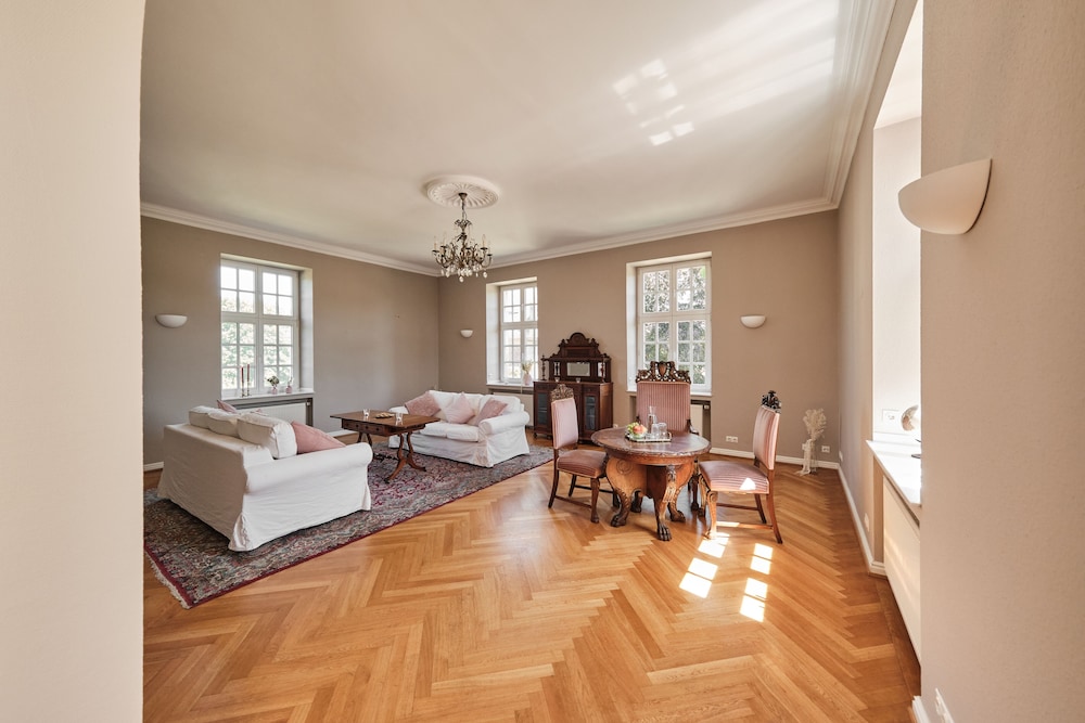 Royal Suite photo 1