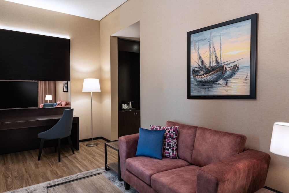 Junior Suite, (20% Discount on F&B outlet, A bottle of selected Beverage) photo 1