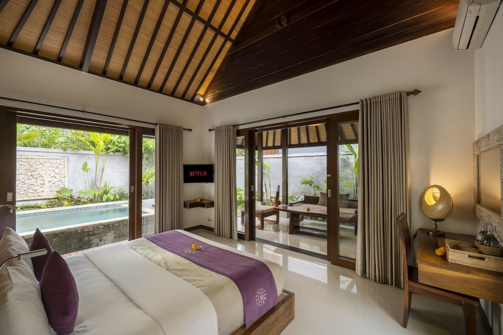 One Bedroom Villa with Private Pool photo 3