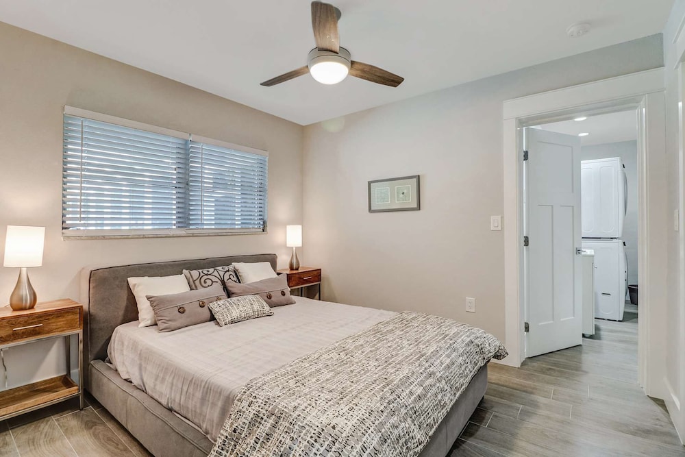 Villa (4836/4838 Esplanade St B-Pool) photo 3