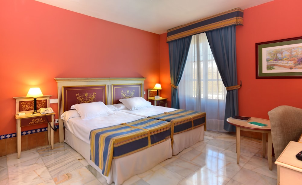 Standard Double Or Twin Room - Photo 4