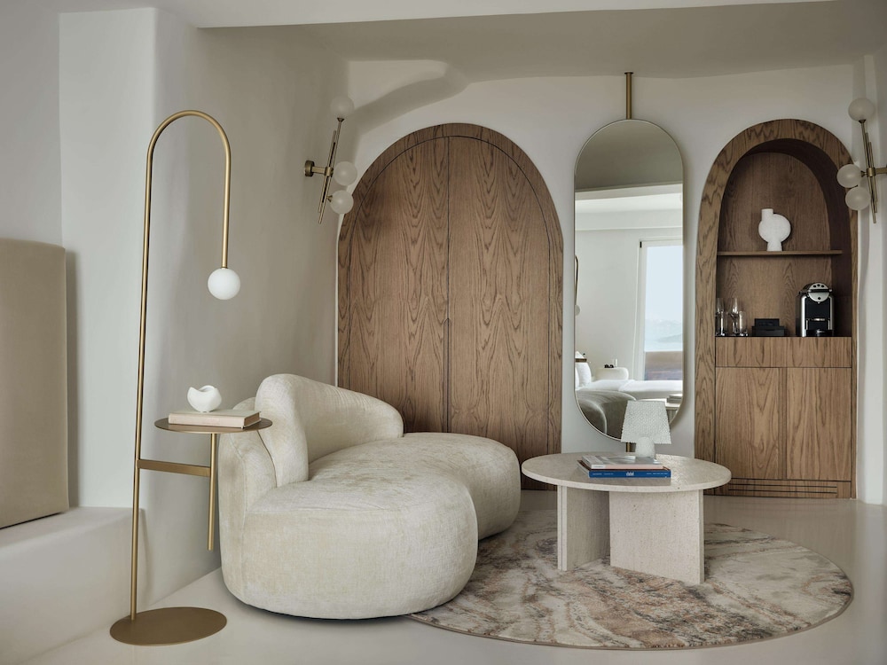 Classic Suite with Hot tub - Photo 4