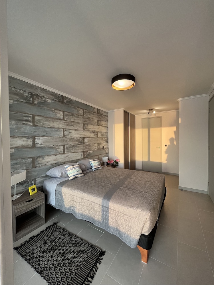Apartment photo 1