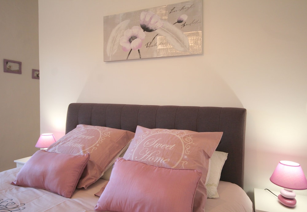 Double Room, Pool View (Lilas) photo 1