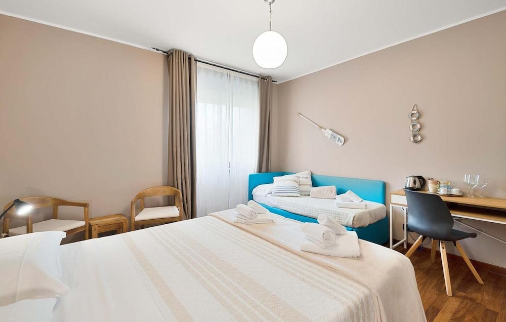 Family Triple Room, Park View