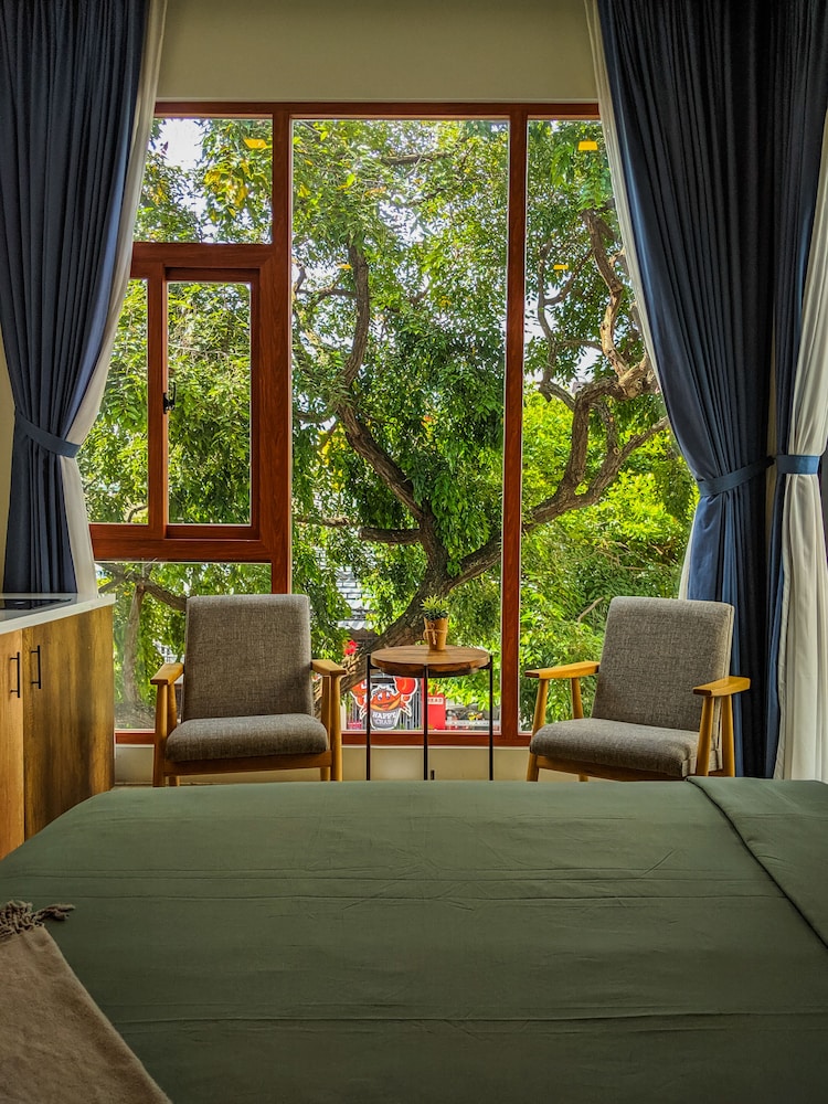 King Bed Studio - Photo 4