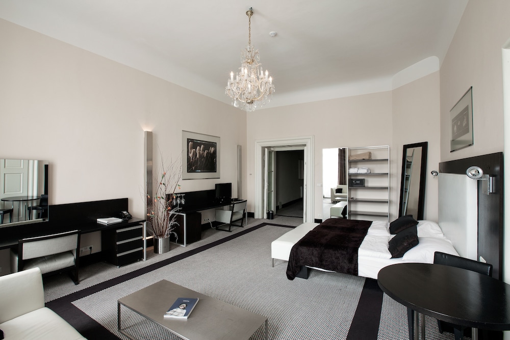 Junior Room