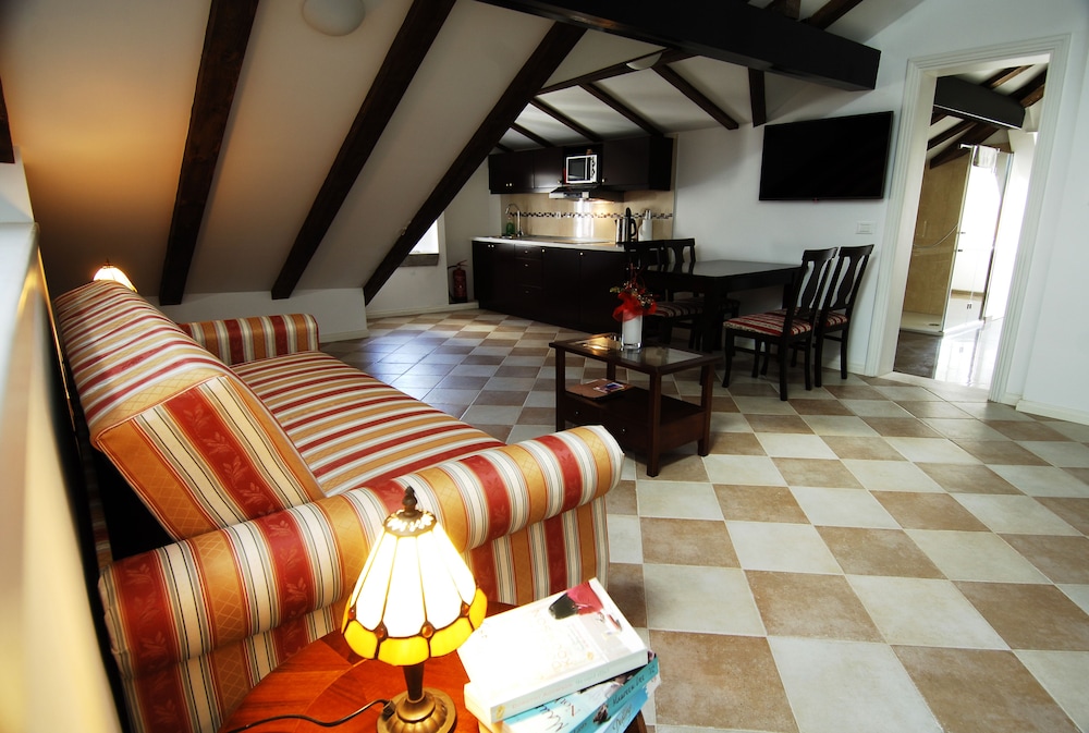 Penthouse, 1 Bedroom
