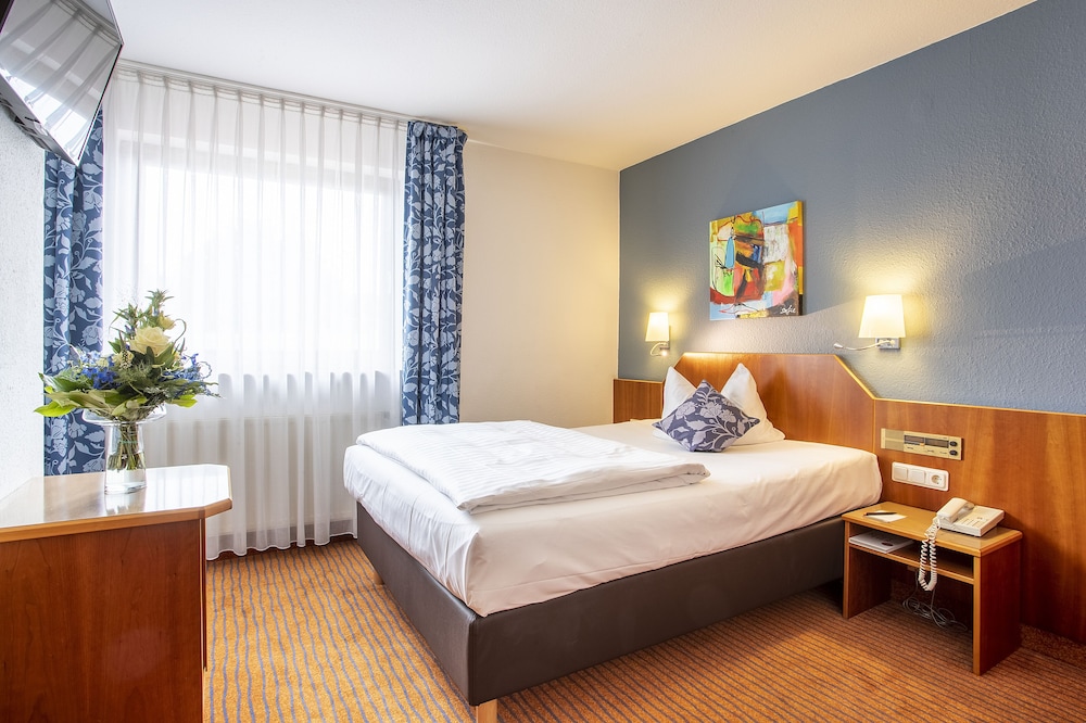 Standard Double Room - Photo 3