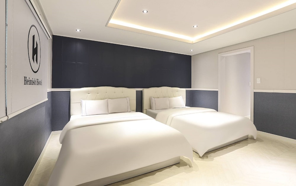 Premium Suite, City View