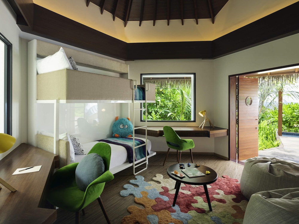 Family Villa, Beachfront