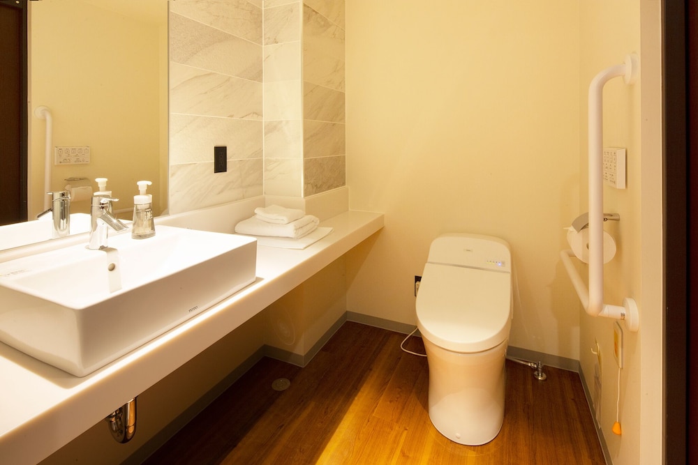 Superior Double Room, Non Smoking - Photo 9