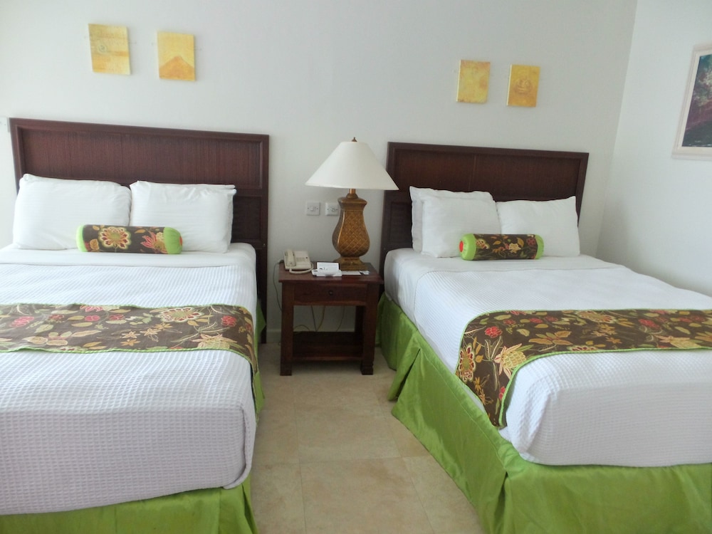 Superior Room, Garden View (pool View)