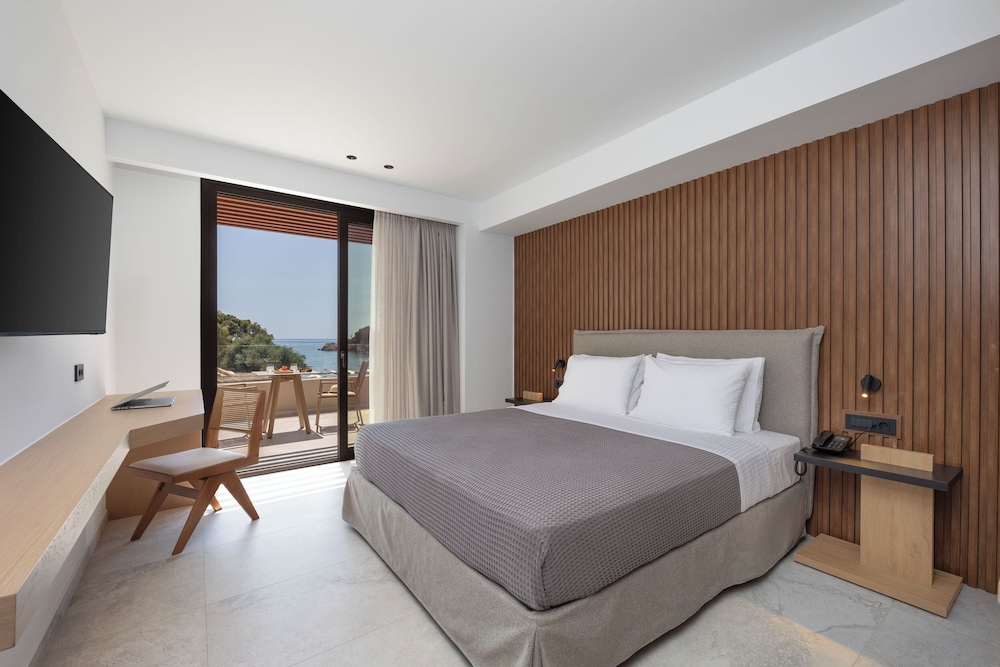 Standard Room, Balcony, Sea View photo 1