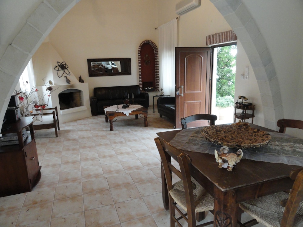 Villa, 2 Bedrooms photo 3