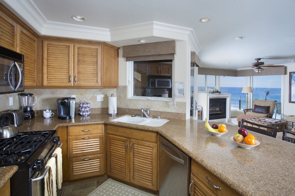 Panoramic Villa, Multiple Beds, Patio, Ocean View photo 2