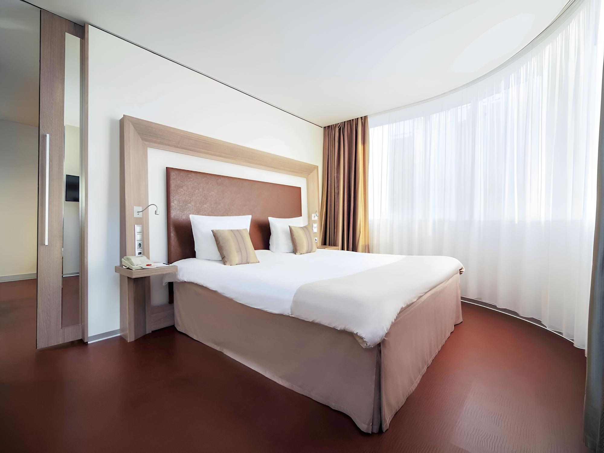 Superior Room, 1 Double Bed with Sofa bed photo 3