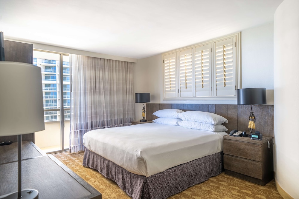 Suite, 1 Bedroom, Balcony, City View thumbnail 5