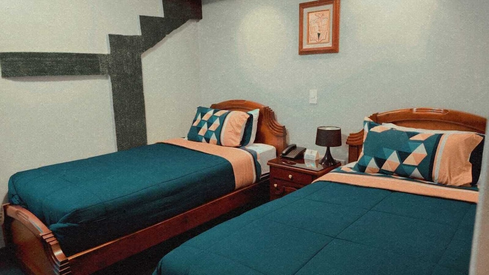 Comfort Room, City View