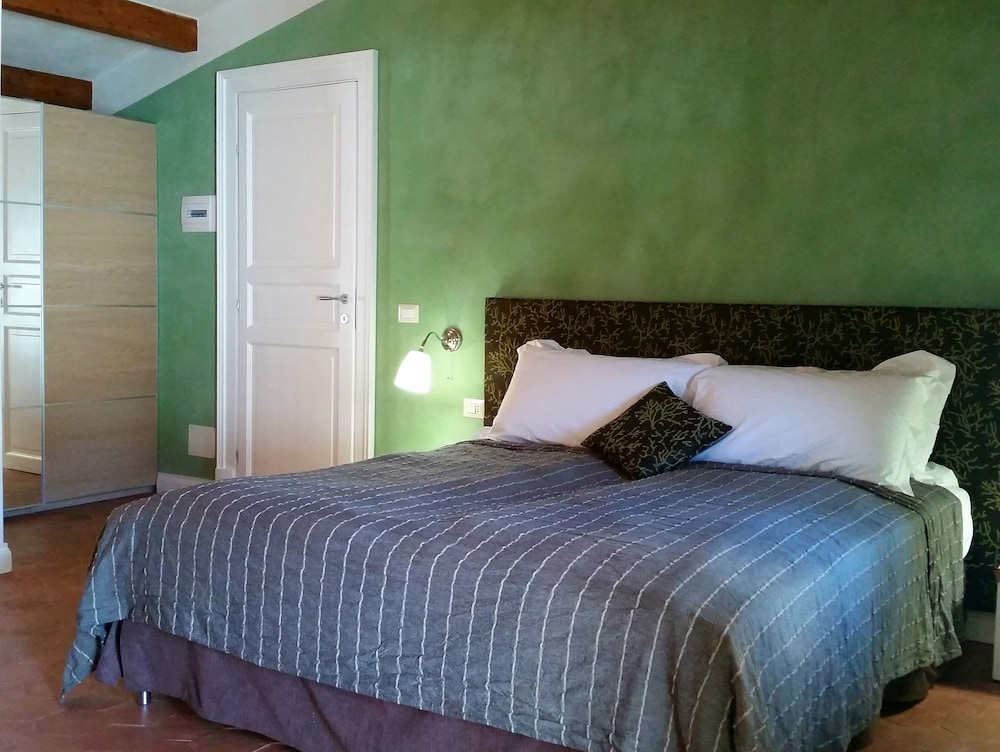 Superior Double or Twin Room, 1 Bedroom, Ensuite, Garden View photo 1