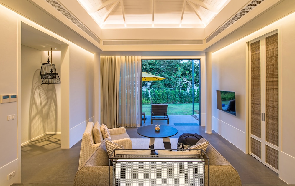 Sea View Pool Villa photo 2