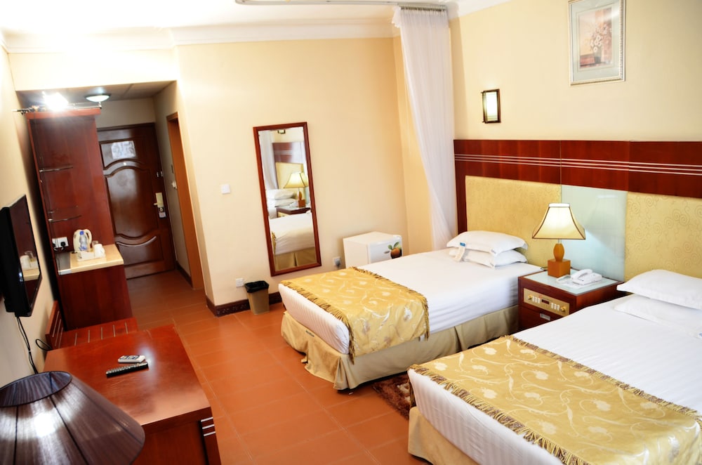 Deluxe Twin Room, 2 Bedrooms, Accessible, City View photo 1