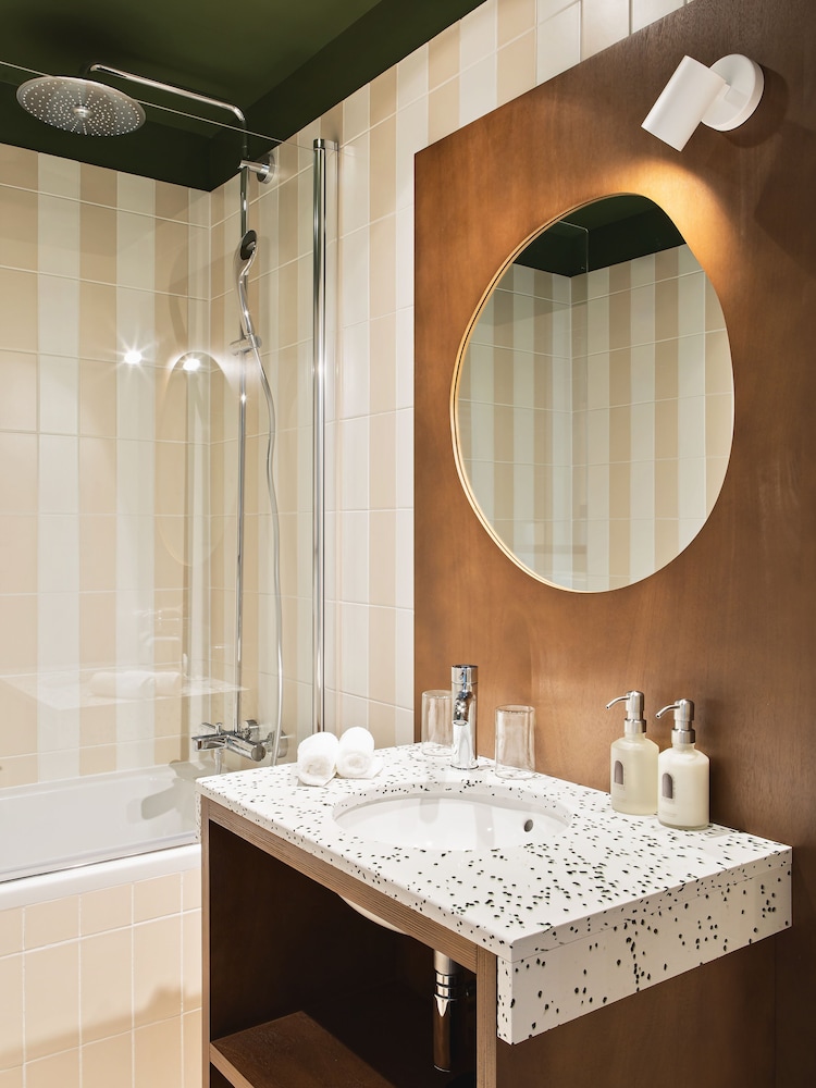Superior Room - Photo 9