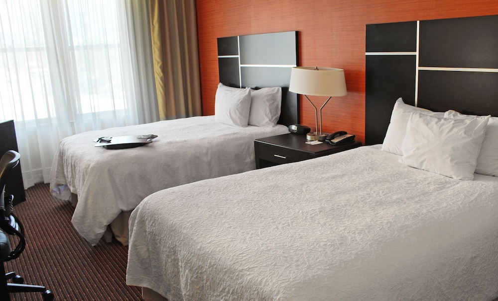Room, 2 Double Beds - Photo 3