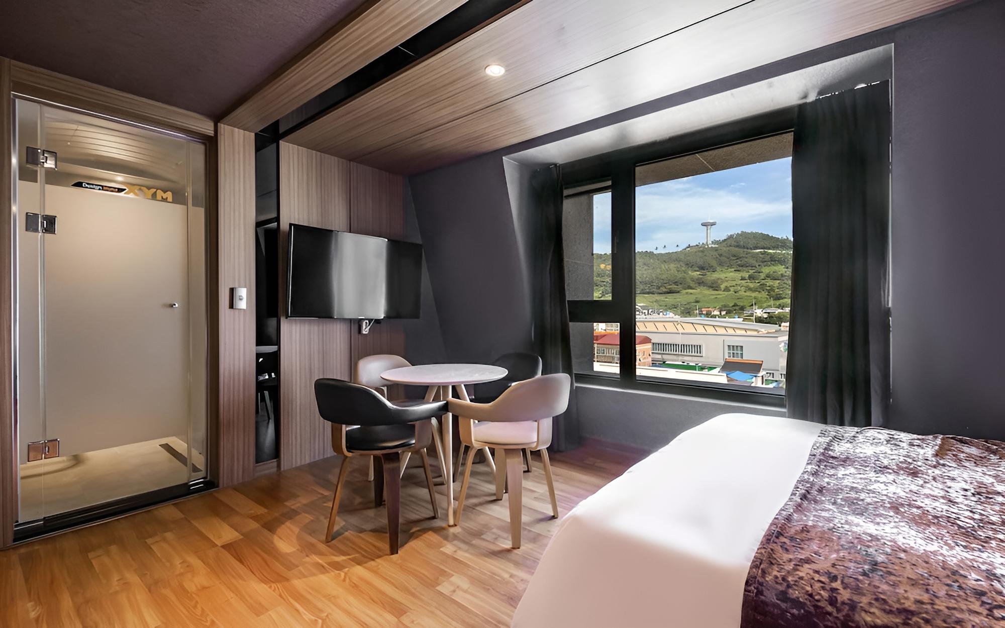 Room (V-VIP *City View* - Wando Tower Night) - Photo 7