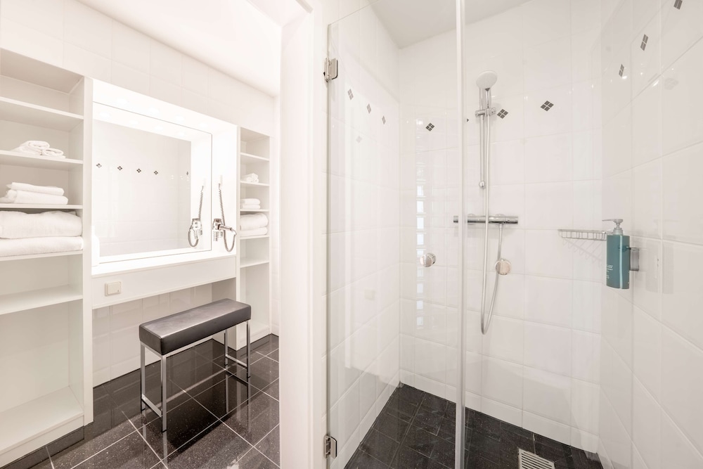 Presidential Suite, 1 King Bed (Dome View, Lounge Access)