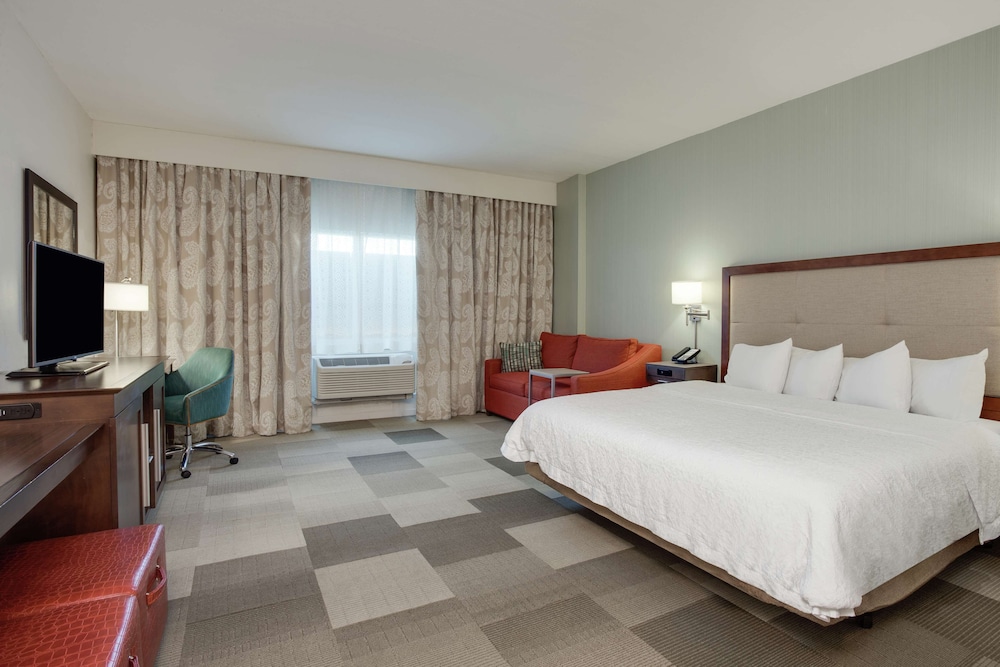 Room, Accessible, Bathtub (Mobility/Hearing)