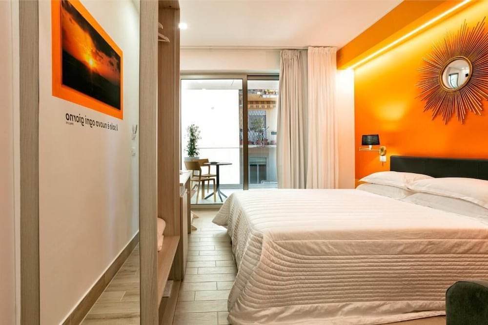 Deluxe Double Room, Courtyard View photo 1