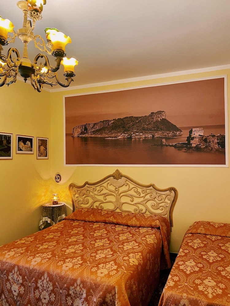 Superior Triple Room photo 2