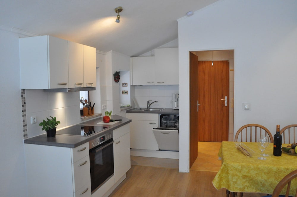 Deluxe Apartment, Terrace and Balcony photo 3