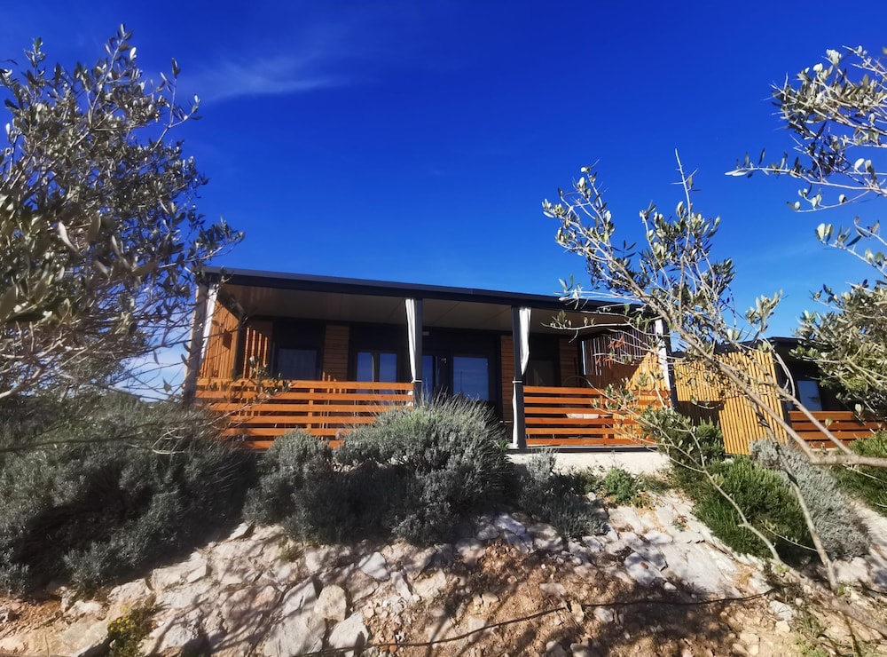 Mobile Home (Standard Two Bedroom Mobile Home with)