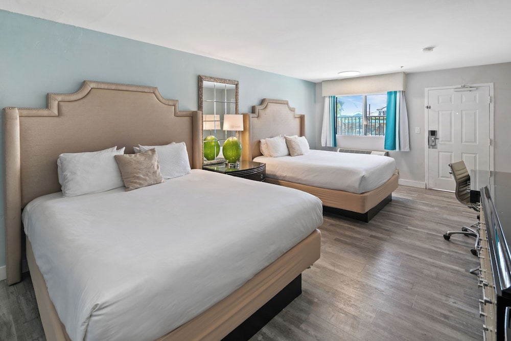 Room, Multiple Beds photo 1