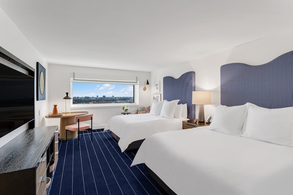 Classic Room, 2 Queen Beds, Club Lounge Access (Ocean View)