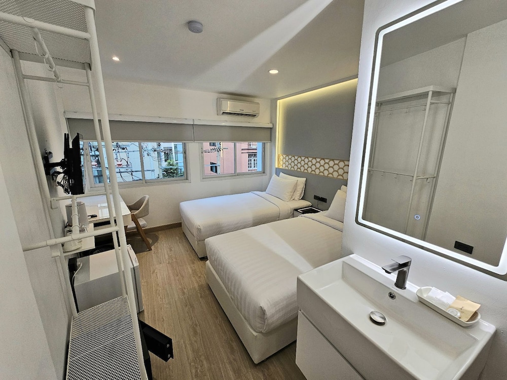 Superior Twin Room photo 2