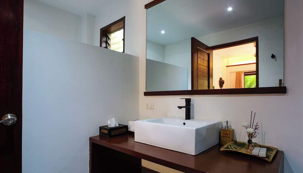 Standard Room photo 2
