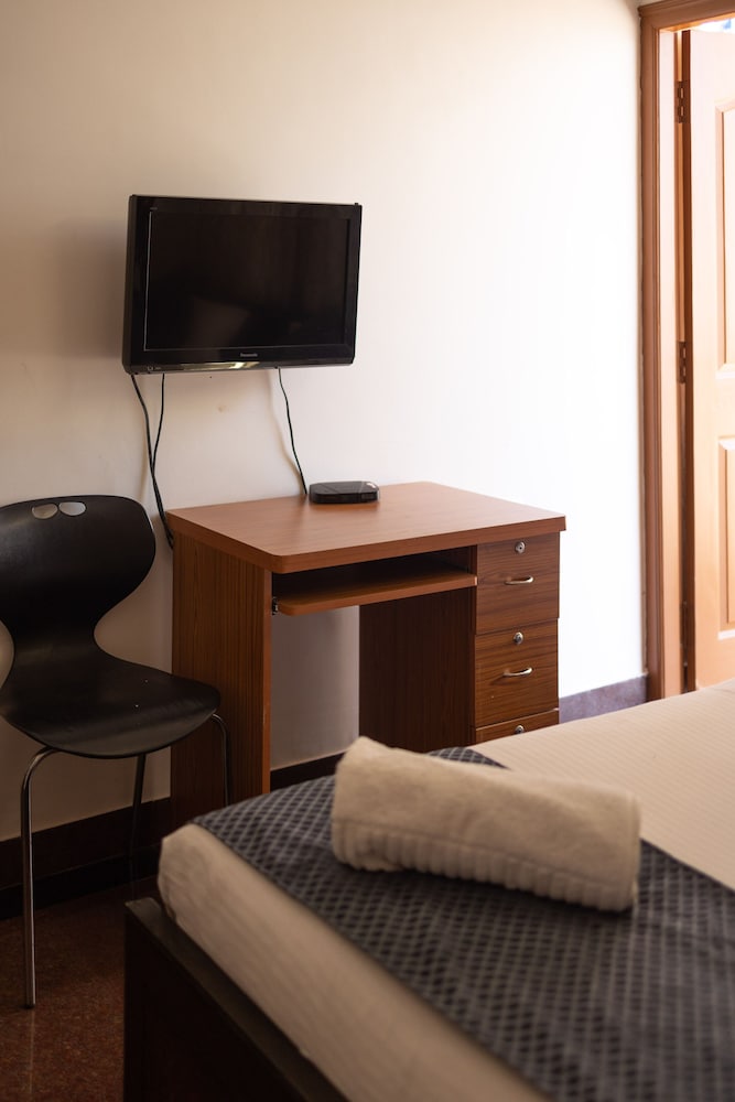 Standard Room - Photo 12