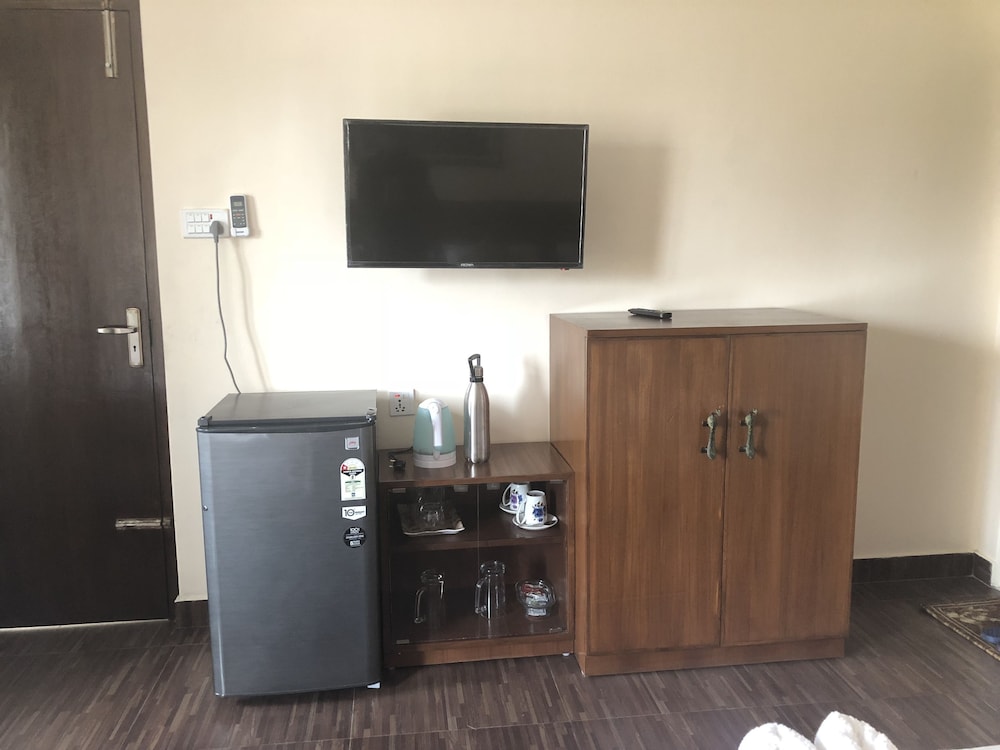 Deluxe Double or Twin Room photo 3