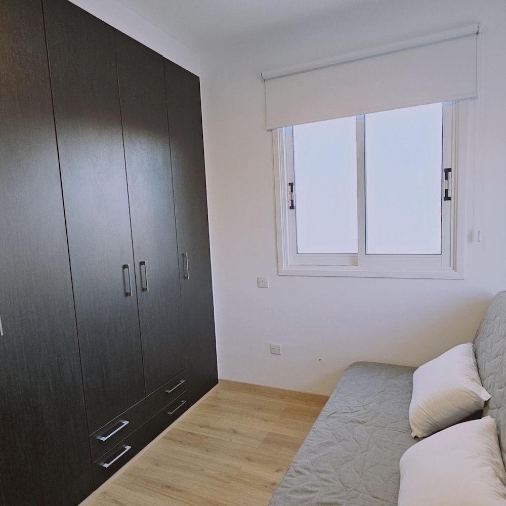 Apartment photo 2