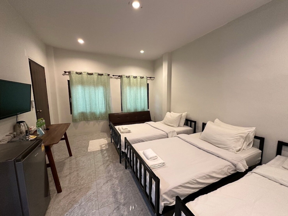 Standard Triple Room - Photo 1