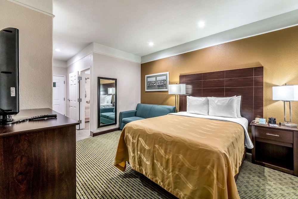 Room, 1 Queen Bed, Accessible, Non Smoking - Photo 1