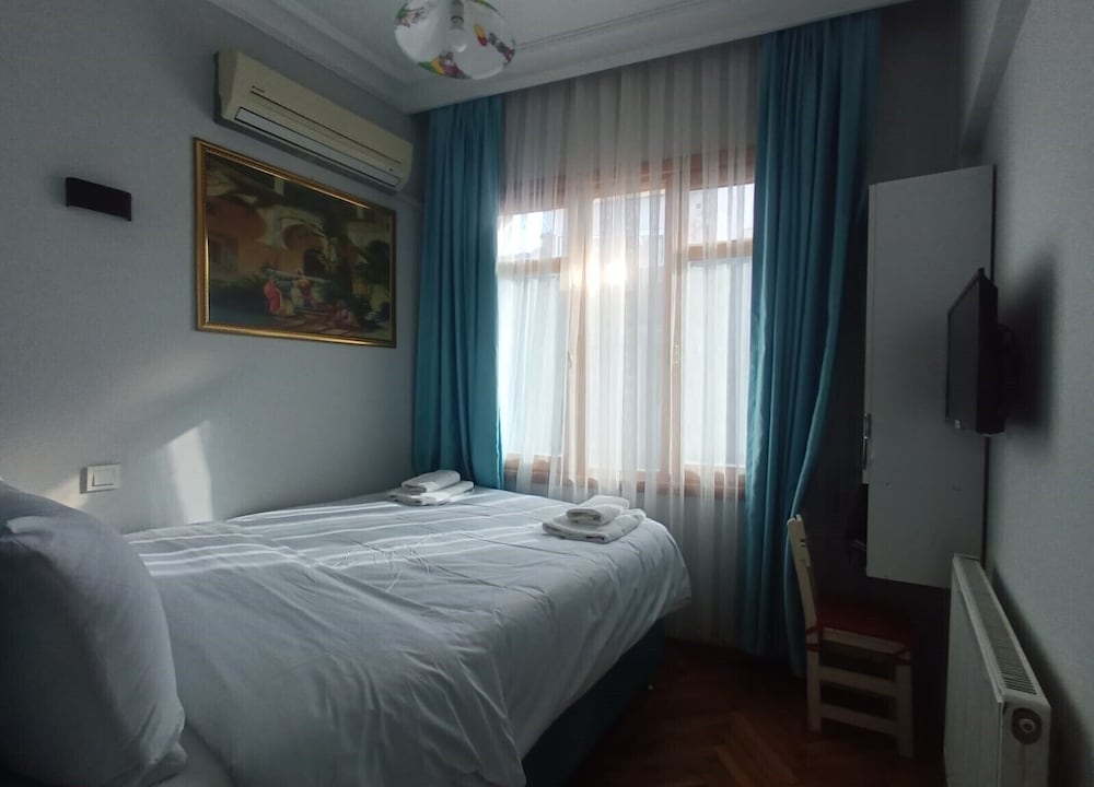 Business Room, 1 Queen Bed